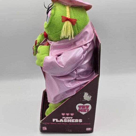 VTG Gemmy Heart Flirty Flasher Dancing/Singing Frog Plays It’s Raining Men 14" - Picture 9 of 10